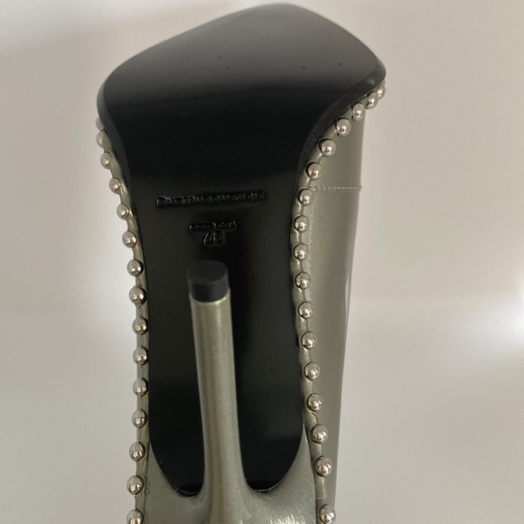 ALEXANDER WANG Eri Studded Metallic patent-leather ankle Boots New - Picture 13 of 13